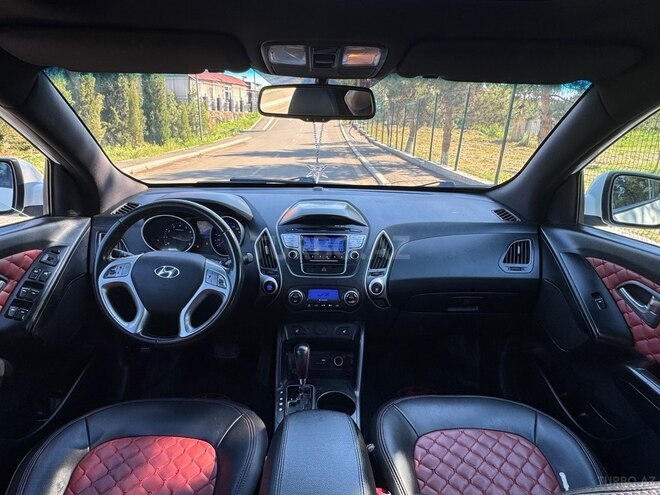 Hyundai ix35-12