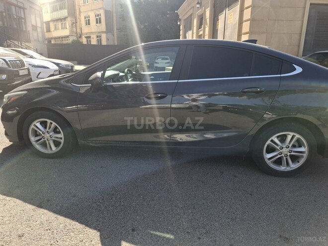Chevrolet Cruze-3