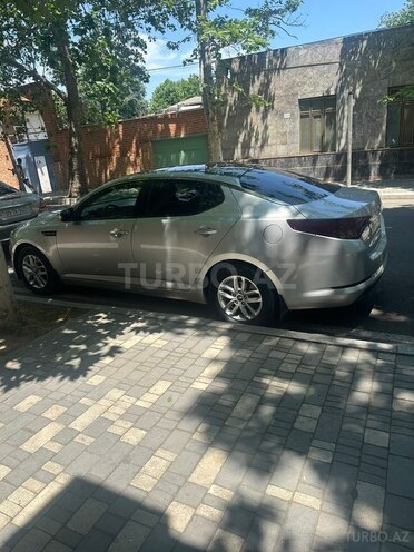 Kia Optima-5