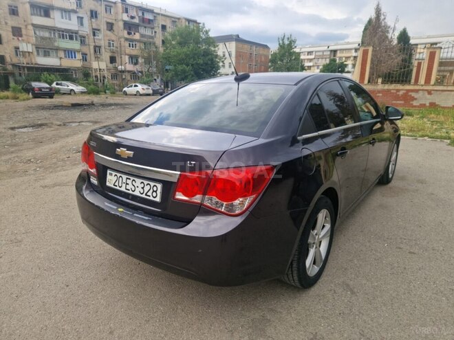 Chevrolet Cruze-3