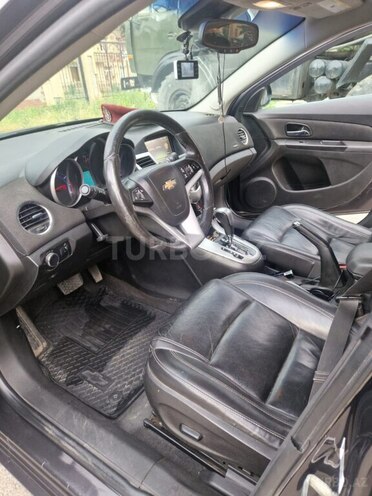 Chevrolet Cruze-7