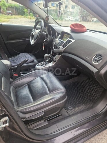 Chevrolet Cruze-8