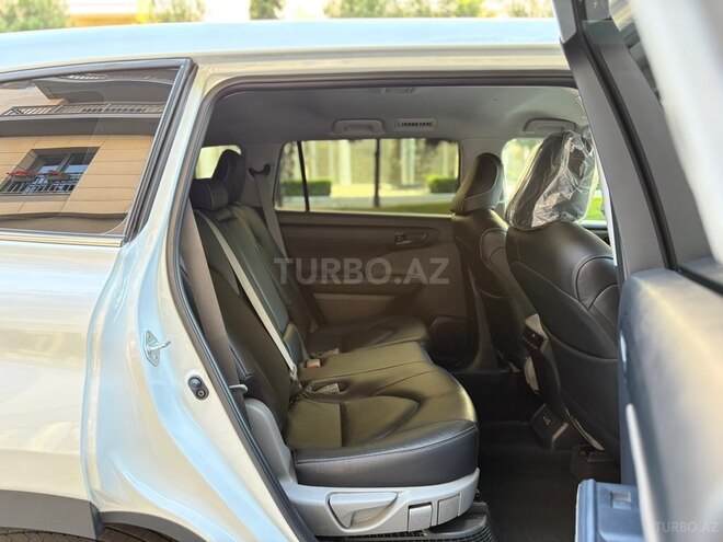 Toyota Highlander-10