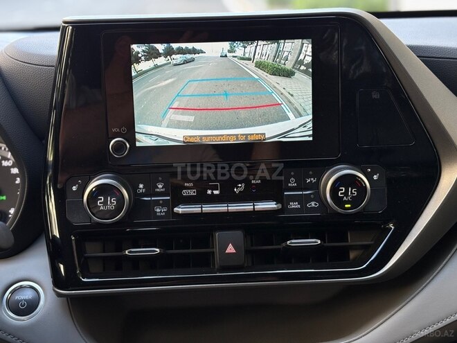 Toyota Highlander-12