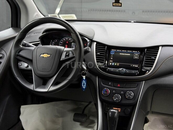Chevrolet Trax-8