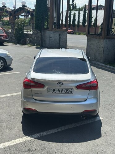 Kia Cerato-4