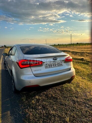 Kia Cerato-3
