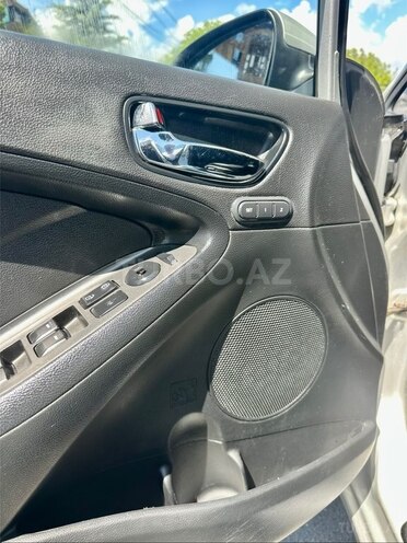 Kia Cerato-16