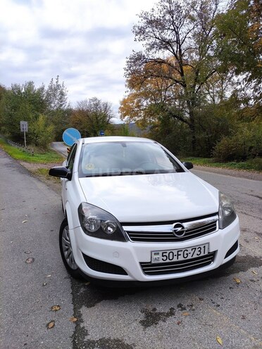 Opel Astra-1