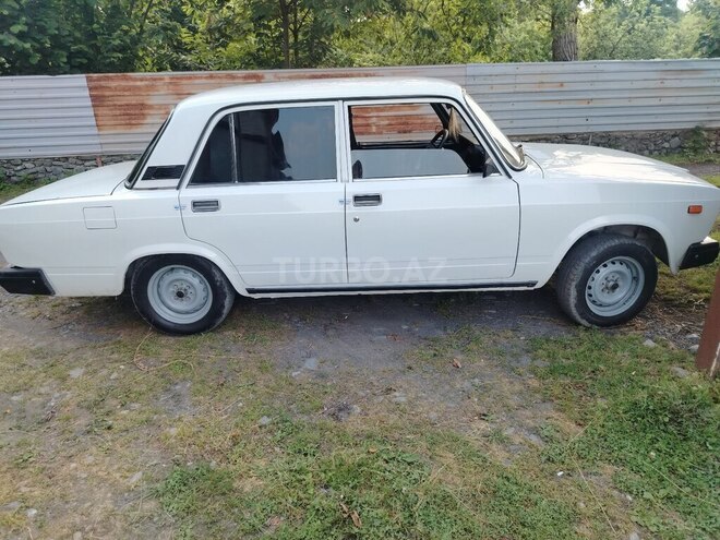 LADA (VAZ) 2107-8