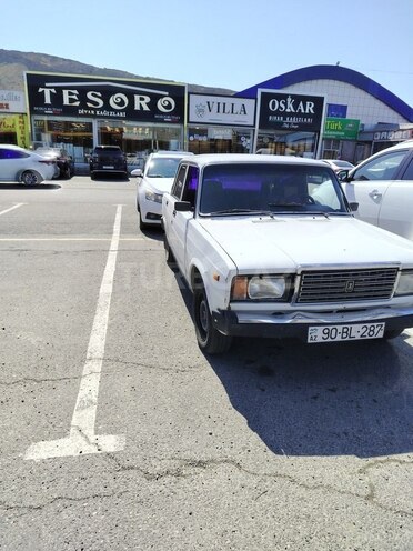 LADA (VAZ) 2107-5