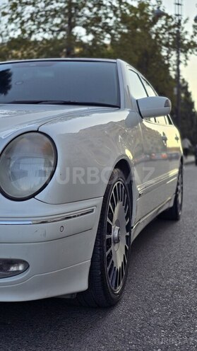 Mercedes E 320-15