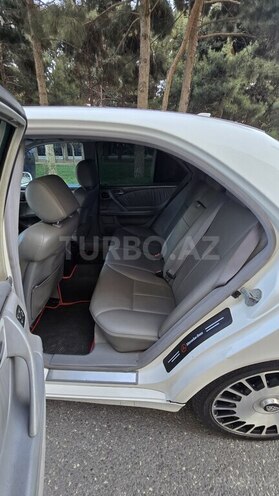 Mercedes E 320-12