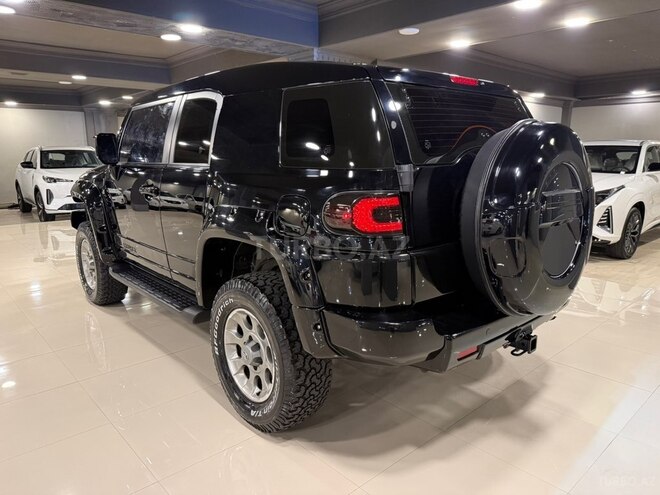 Toyota FJ Cruiser-6