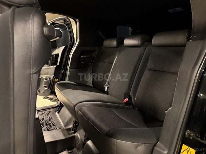 Toyota FJ Cruiser-14