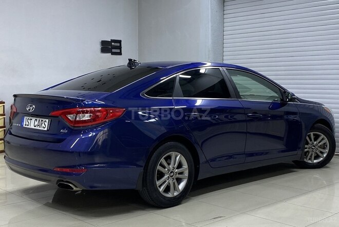 Hyundai Sonata-13