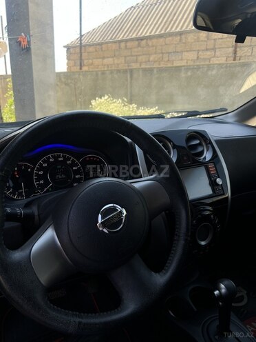 Nissan Note-2