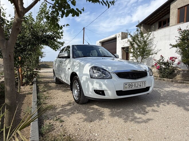 LADA (VAZ) Priora-8
