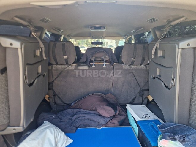Toyota Land Cruiser Prado-11