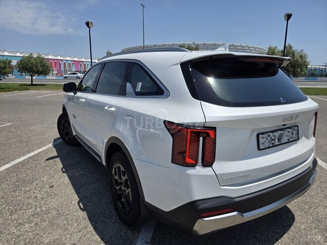 Kia Sorento-4