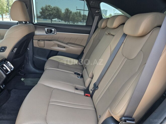 Kia Sorento-18