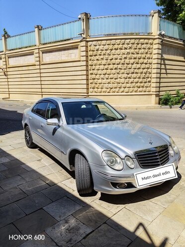 Mercedes E 220-3