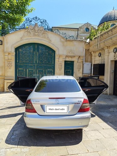 Mercedes E 220-6