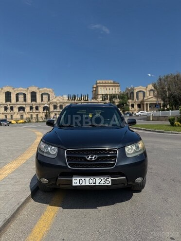 Hyundai Santa Fe-1