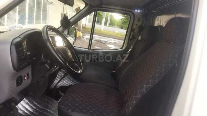 Ford Transit-8