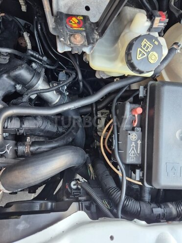 Ford Transit-20