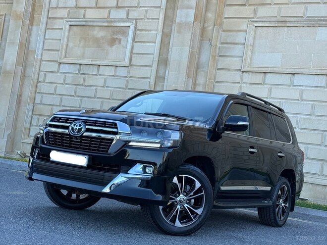 Toyota Land Cruiser-3