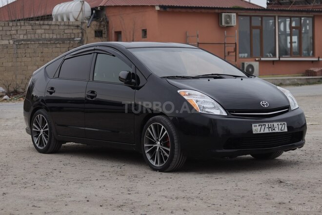 Toyota Prius-2