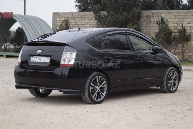 Toyota Prius-3