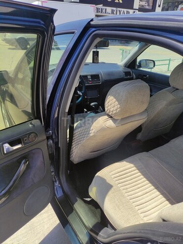 Volkswagen Jetta-2