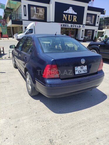 Volkswagen Jetta-8