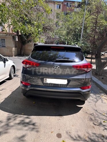 Hyundai Tucson-2