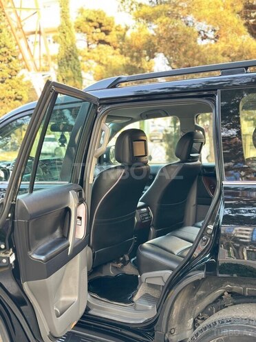 Toyota Land Cruiser Prado-10