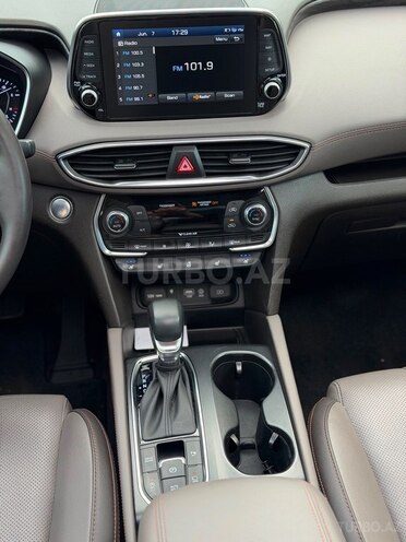 Hyundai Santa Fe-7