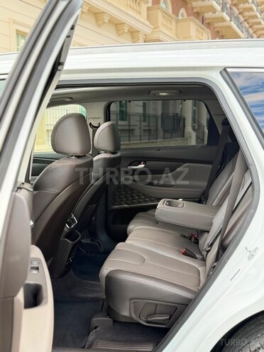 Hyundai Santa Fe-15