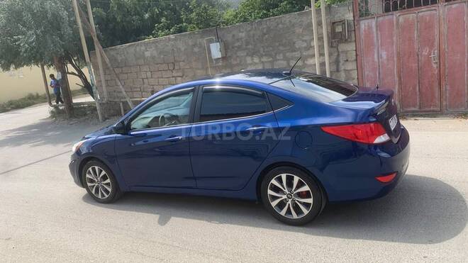 Hyundai Accent-2