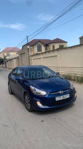 Hyundai Accent-1