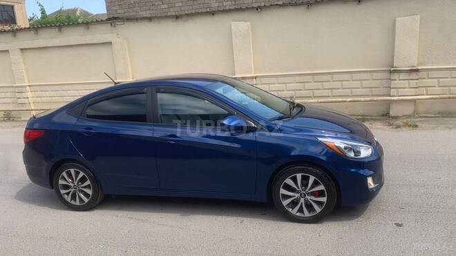 Hyundai Accent-8