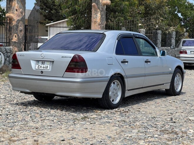 Mercedes C 200-3