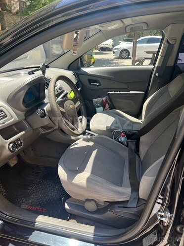 Chevrolet Cobalt-7