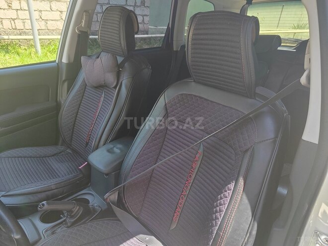 Subaru Forester-5