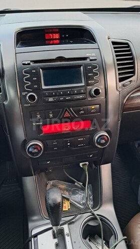 Kia Sorento-8