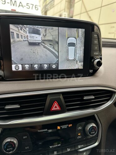 Hyundai Santa Fe-10