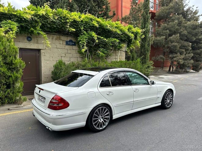 Mercedes E 240-6