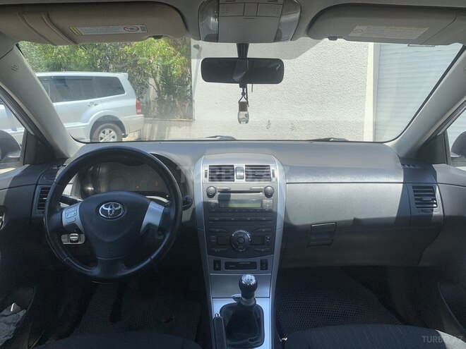 Toyota Corolla-8