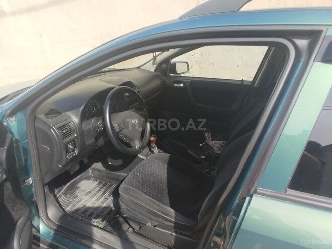 Opel Astra-9